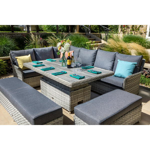 Hartman heritage rectangular casual dining deals set